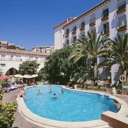 Hotel Lloyd 2*