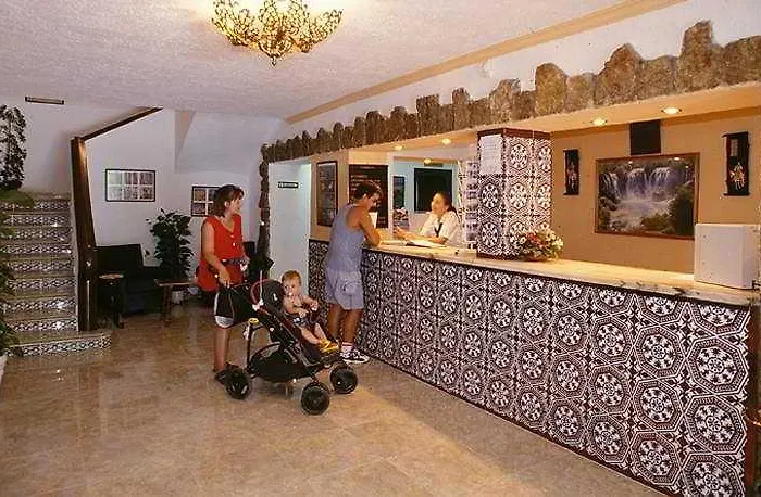 מלון Lloyd טורמולינוס